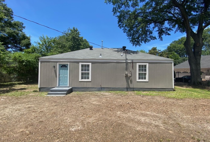 1854 SHADOWLAWN BLVD, Memphis, Tennessee 38106, 2 Bedroom Bedrooms, 6 Room Rooms,1 BathroomBathrooms,Residential,For Sale,SHADOWLAWN,0,10229005