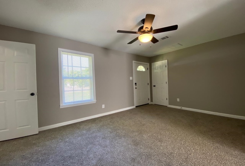 1854 SHADOWLAWN BLVD, Memphis, Tennessee 38106, 2 Bedroom Bedrooms, 6 Room Rooms,1 BathroomBathrooms,Residential,For Sale,SHADOWLAWN,0,10229005