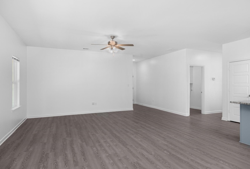 655 CHARLES AVE, Munford, Tennessee 38058, 4 Bedroom Bedrooms, 4 Room Rooms,2 BathroomBathrooms,Residential,For Sale,CHARLES,0,10229006