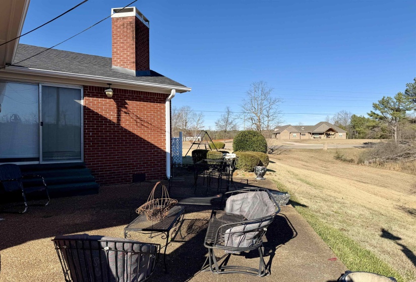 192 NEW BETHEL RD, Selmer, Tennessee 38375-1682, 3 Bedroom Bedrooms, 1 Room Rooms,2 BathroomBathrooms,Residential,For Sale,NEW BETHEL,0,10229007
