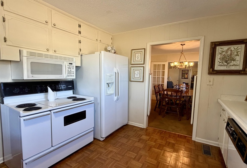 192 NEW BETHEL RD, Selmer, Tennessee 38375-1682, 3 Bedroom Bedrooms, 1 Room Rooms,2 BathroomBathrooms,Residential,For Sale,NEW BETHEL,0,10229007