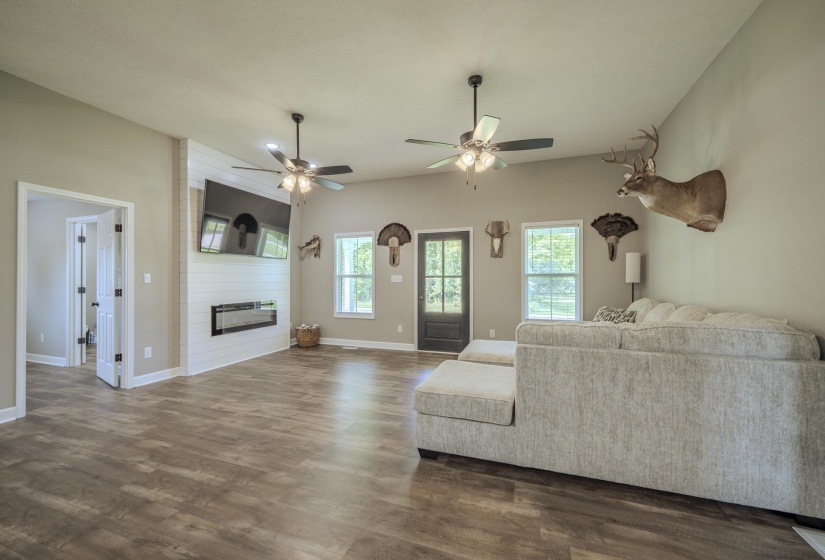 145 PURDY BEAUTY HILL RD, Selmer, Tennessee 38375-6406, 3 Bedroom Bedrooms, 7 Room Rooms,2 BathroomBathrooms,Residential,For Sale,PURDY BEAUTY HILL,0,10229008