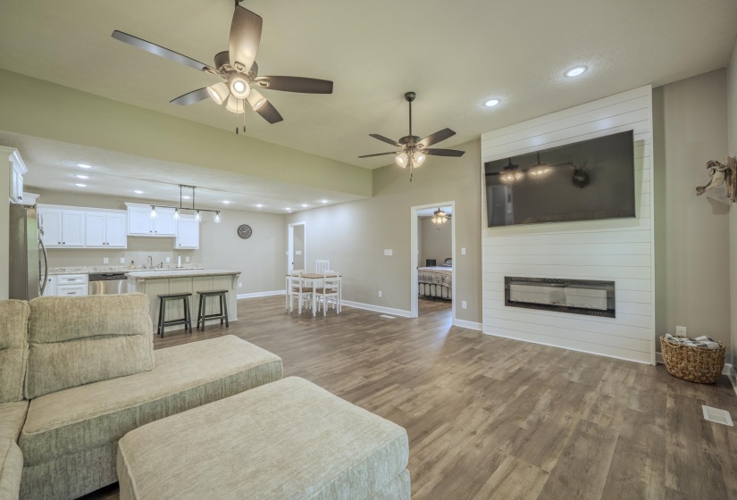 145 PURDY BEAUTY HILL RD, Selmer, Tennessee 38375-6406, 3 Bedroom Bedrooms, 7 Room Rooms,2 BathroomBathrooms,Residential,For Sale,PURDY BEAUTY HILL,0,10229008