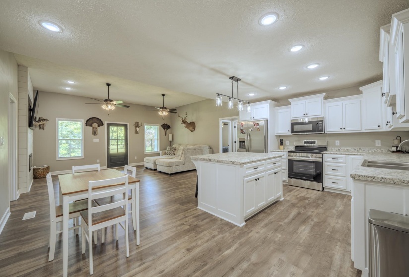 145 PURDY BEAUTY HILL RD, Selmer, Tennessee 38375-6406, 3 Bedroom Bedrooms, 7 Room Rooms,2 BathroomBathrooms,Residential,For Sale,PURDY BEAUTY HILL,0,10229008