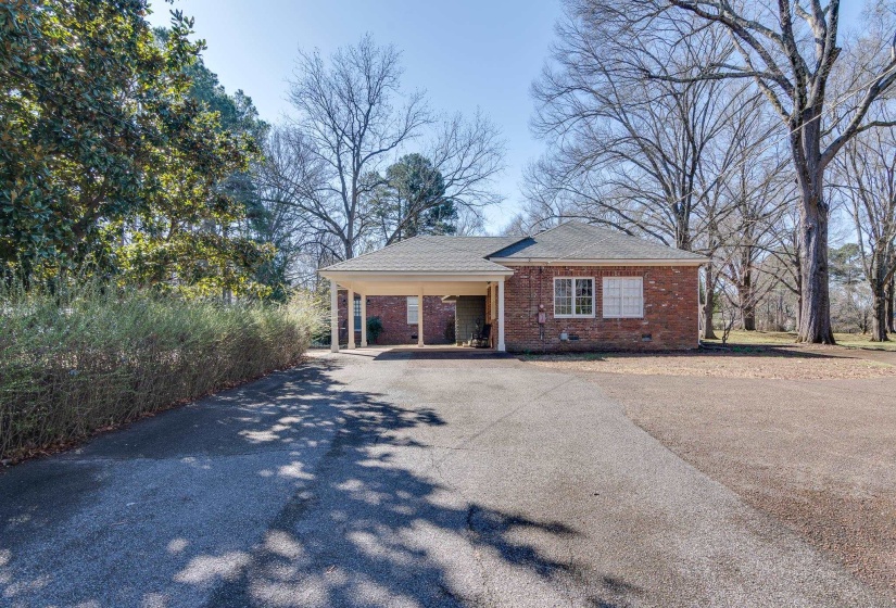 506 PETERSON LAKE RD, Collierville, Tennessee 38017, 3 Bedroom Bedrooms, 9 Room Rooms,3 BathroomBathrooms,Residential,For Sale,PETERSON LAKE,0,10229009