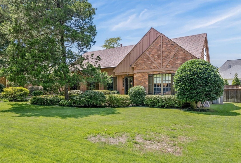 1659 TAMARACK LN, Germantown, Tennessee 38138, 4 Bedroom Bedrooms, 8 Room Rooms,3 BathroomBathrooms,Residential,For Sale,TAMARACK,0,10229015