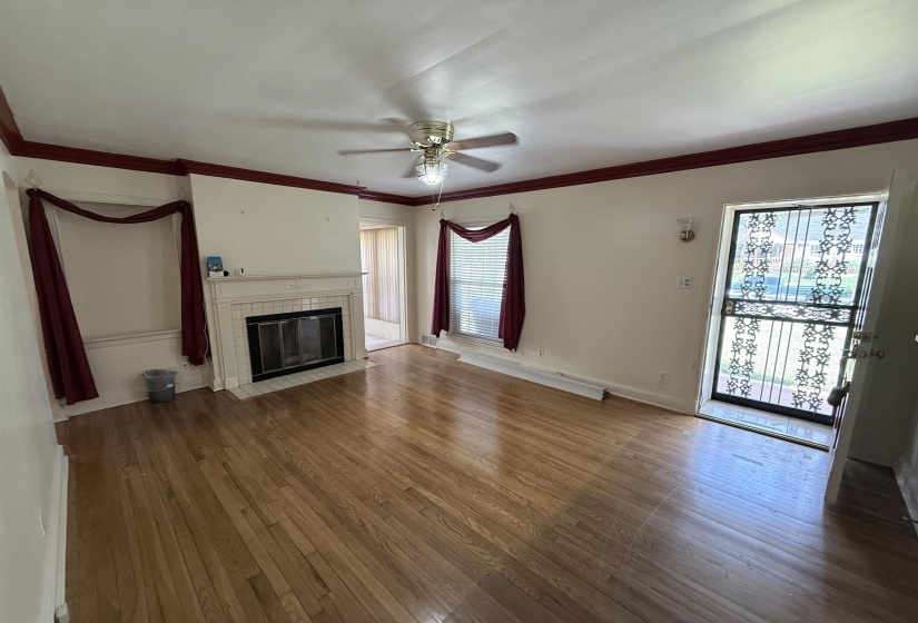 237 EDWIN CIR, Memphis, Tennessee 38104, 4 Bedroom Bedrooms, 9 Room Rooms,2 BathroomBathrooms,Residential,For Sale,EDWIN,0,10229019