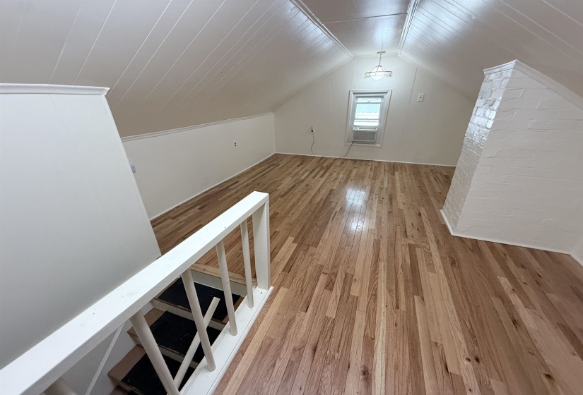 237 EDWIN CIR, Memphis, Tennessee 38104, 4 Bedroom Bedrooms, 9 Room Rooms,2 BathroomBathrooms,Residential,For Sale,EDWIN,0,10229019