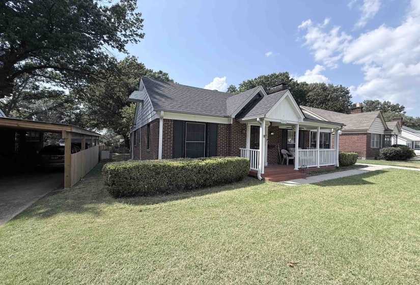 237 EDWIN CIR, Memphis, Tennessee 38104, 4 Bedroom Bedrooms, 9 Room Rooms,2 BathroomBathrooms,Residential,For Sale,EDWIN,0,10229019