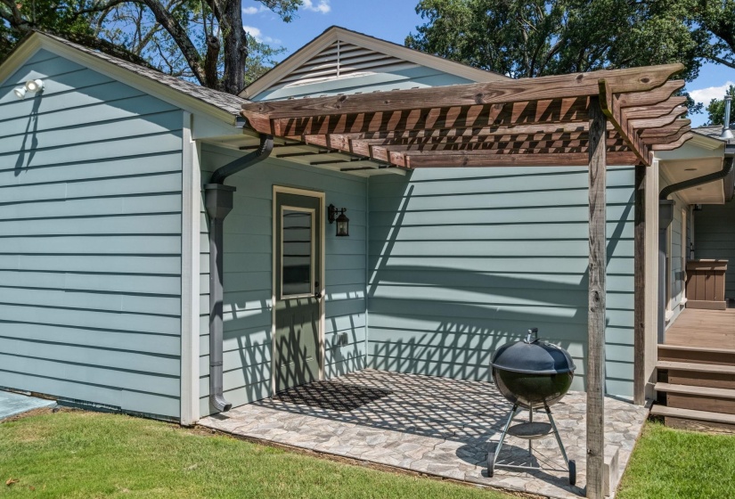 5079 WALNUT GROVE RD, Memphis, Tennessee 38117, 3 Bedroom Bedrooms, 7 Room Rooms,2 BathroomBathrooms,Residential,For Sale,WALNUT GROVE,0,10229020
