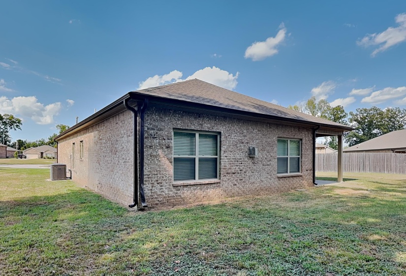 5071 SHELLBACK DR, Millington, Tennessee 38053, 4 Bedroom Bedrooms, 6 Room Rooms,2 BathroomBathrooms,Rental Properties,For Sale,SHELLBACK,0,10229035