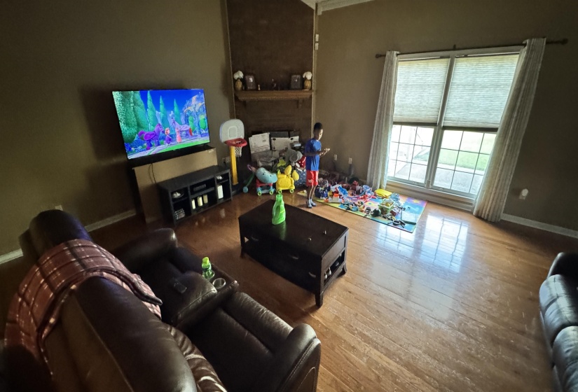 8860 PATRICIA ELLEN CV, Bartlett, Tennessee 38133, 5 Bedroom Bedrooms, 9 Room Rooms,3 BathroomBathrooms,Residential,For Sale,PATRICIA ELLEN,0,10229026