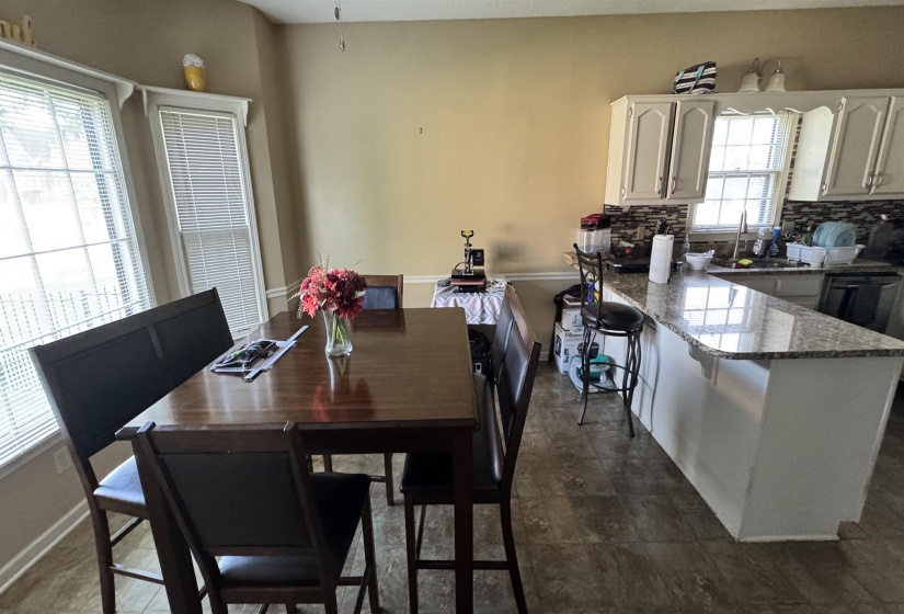 8860 PATRICIA ELLEN CV, Bartlett, Tennessee 38133, 5 Bedroom Bedrooms, 9 Room Rooms,3 BathroomBathrooms,Residential,For Sale,PATRICIA ELLEN,0,10229026
