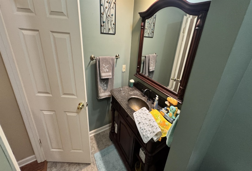 8860 PATRICIA ELLEN CV, Bartlett, Tennessee 38133, 5 Bedroom Bedrooms, 9 Room Rooms,3 BathroomBathrooms,Residential,For Sale,PATRICIA ELLEN,0,10229026