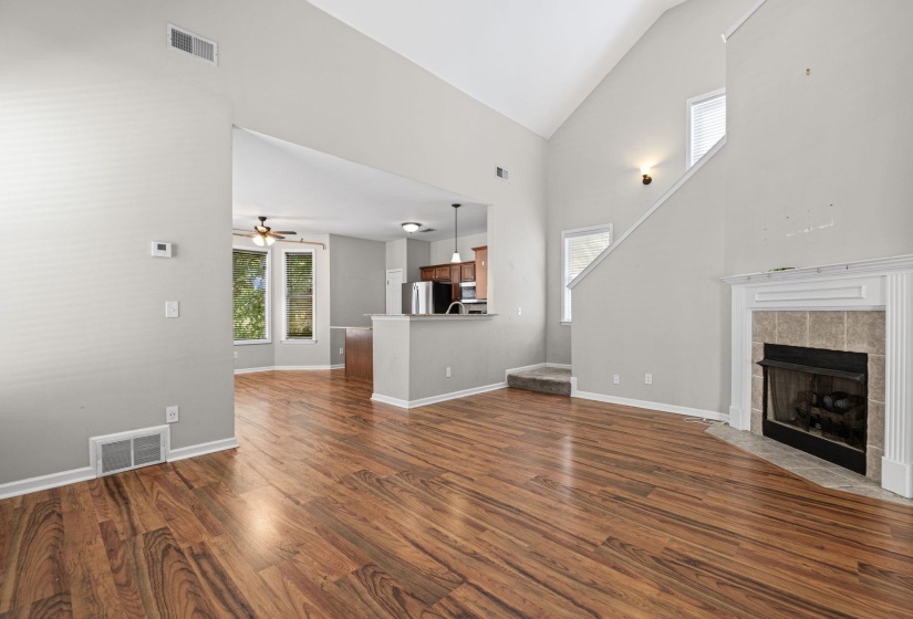 1168 HARBOR RIVER DR, Memphis, Tennessee 38103, 2 Bedroom Bedrooms, 5 Room Rooms,2.1 BathroomBathrooms,Residential,For Sale,HARBOR RIVER,0,10229027