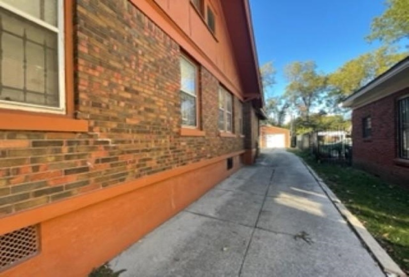 1676 PARKWAY DR, Memphis, Tennessee 38106, 3 Bedroom Bedrooms, 7 Room Rooms,1 BathroomBathrooms,Residential,For Sale,PARKWAY,0,10229030