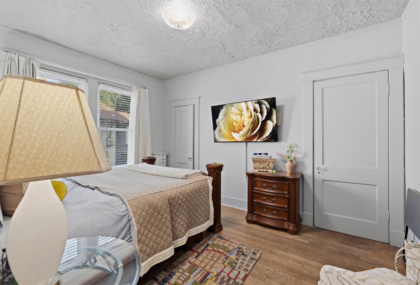 1942 LAMAR AVE, Memphis, Tennessee 38114, 4 Bedroom Bedrooms, 8 Room Rooms,2.1 BathroomBathrooms,Residential,For Sale,LAMAR,0,10229031