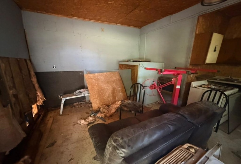 2928 OVERTON CROSSING RD, Memphis, Tennessee 38127, 2 Bedroom Bedrooms, 5 Room Rooms,2 BathroomBathrooms,Residential,For Sale,OVERTON CROSSING,0,10229032