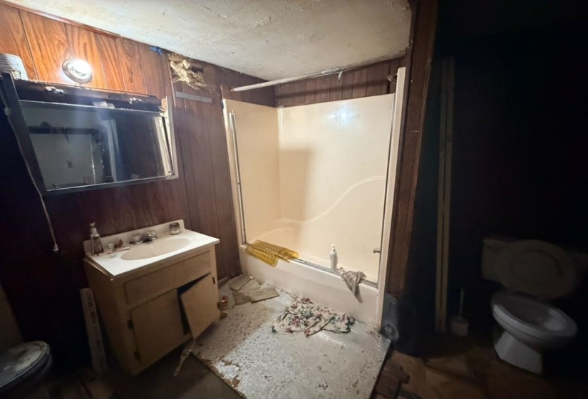 2928 OVERTON CROSSING RD, Memphis, Tennessee 38127, 2 Bedroom Bedrooms, 5 Room Rooms,2 BathroomBathrooms,Residential,For Sale,OVERTON CROSSING,0,10229032