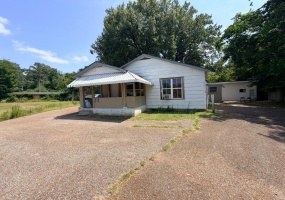 2928 OVERTON CROSSING RD, Memphis, Tennessee 38127, 2 Bedroom Bedrooms, 5 Room Rooms,2 BathroomBathrooms,Residential,For Sale,OVERTON CROSSING,0,10229032 2928 OVERTON CROSSING RD, Memphis, Tennessee 38127, 2 Bedroom Bedrooms, 5 Room Rooms,2 BathroomBathrooms,Residential,For Sale,OVERTON CROSSING,0,10229032