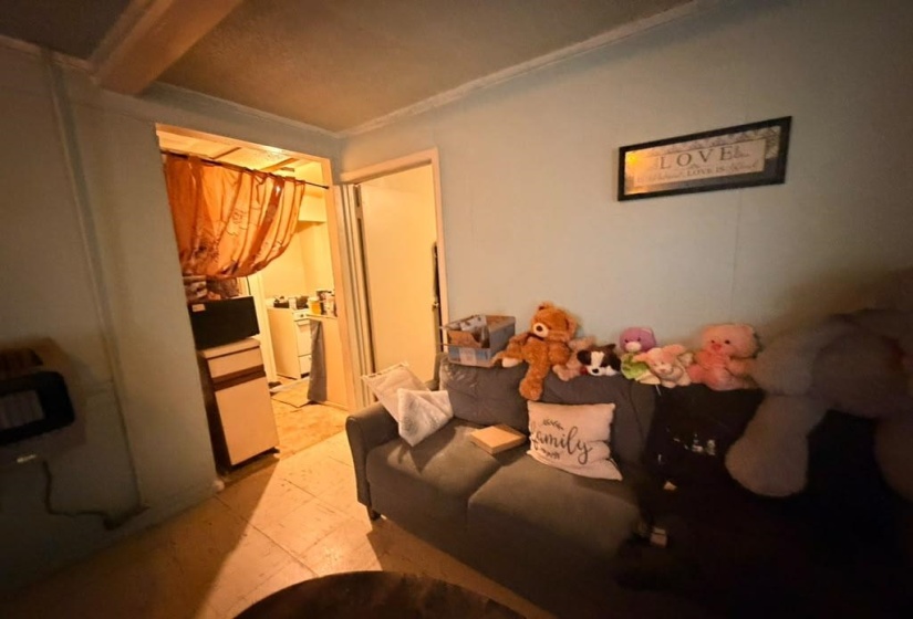 2928 OVERTON CROSSING RD, Memphis, Tennessee 38127, 2 Bedroom Bedrooms, 5 Room Rooms,2 BathroomBathrooms,Residential,For Sale,OVERTON CROSSING,0,10229032