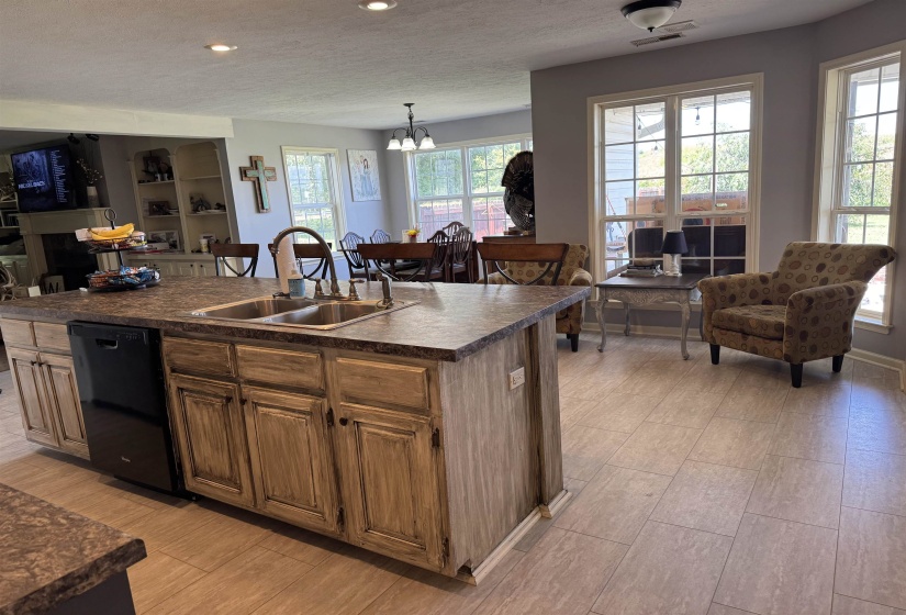 20 PENNINGTON RD, Halls, Tennessee 38037, 6 Bedroom Bedrooms, 15 Room Rooms,4 BathroomBathrooms,Residential,For Sale,PENNINGTON,0,10229036
