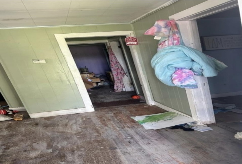 229 WASHINGTON AVE, Camden, Tennessee 38320, 2 Bedroom Bedrooms, 4 Room Rooms,1 BathroomBathrooms,Residential,For Sale,WASHINGTON,0,10229038