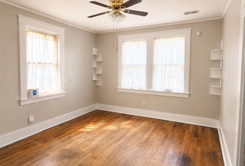 1809 CRUMP AVE, Memphis, Tennessee 38107, 2 Bedroom Bedrooms, 5 Room Rooms,1 BathroomBathrooms,Residential,For Sale,CRUMP,0,10229039