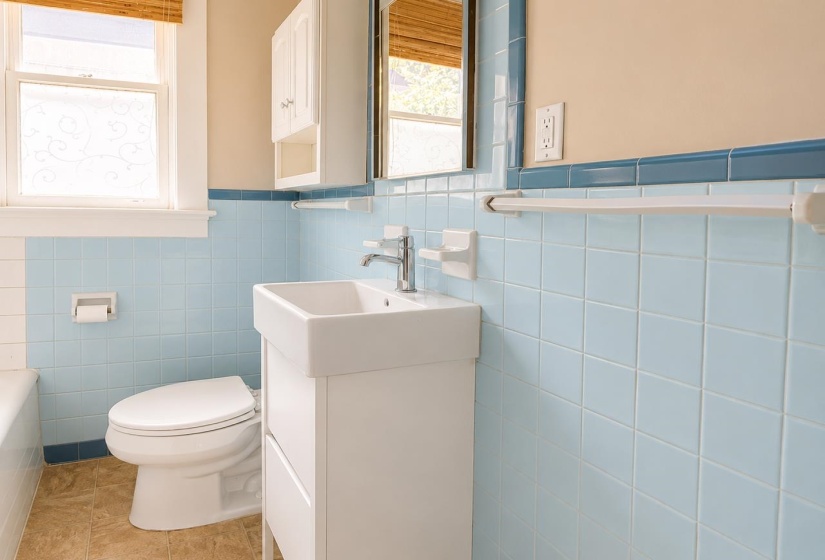 1809 CRUMP AVE, Memphis, Tennessee 38107, 2 Bedroom Bedrooms, 5 Room Rooms,1 BathroomBathrooms,Residential,For Sale,CRUMP,0,10229039