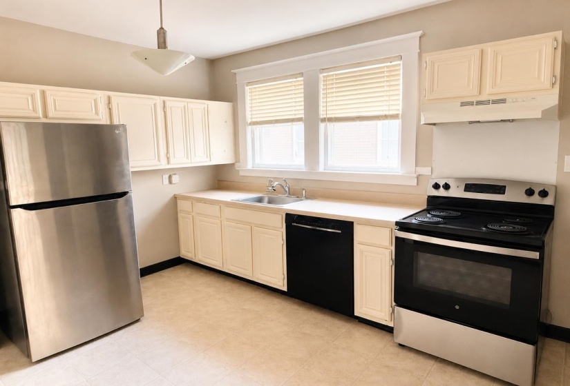 1809 CRUMP AVE, Memphis, Tennessee 38107, 2 Bedroom Bedrooms, 5 Room Rooms,1 BathroomBathrooms,Residential,For Sale,CRUMP,0,10229039