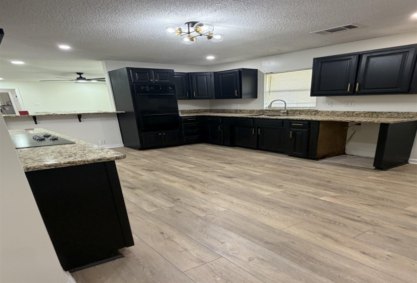 4511 ELLENDALE RD, Bartlett, Tennessee 38135, 5 Bedroom Bedrooms, 8 Room Rooms,3 BathroomBathrooms,Residential,For Sale,ELLENDALE,0,10229040