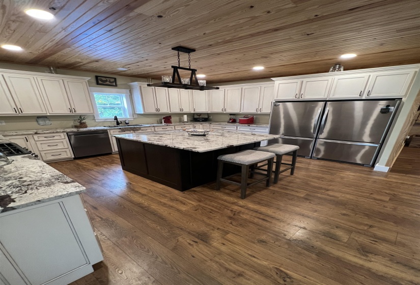 5205 HAMBURG RD, Michie, Tennessee 38357, 4 Bedroom Bedrooms, 3 Room Rooms,3.1 BathroomBathrooms,Residential,For Sale,HAMBURG,0,10229044