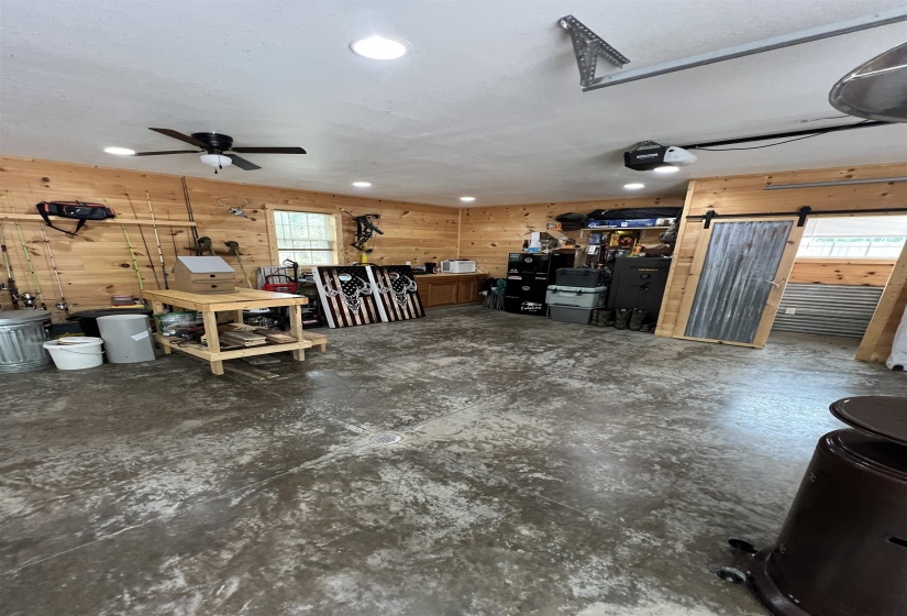 5205 HAMBURG RD, Michie, Tennessee 38357, 4 Bedroom Bedrooms, 3 Room Rooms,3.1 BathroomBathrooms,Residential,For Sale,HAMBURG,0,10229044