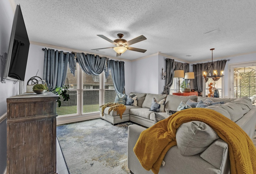 9002 BRENT LN, Memphis, Tennessee 38016, 4 Bedroom Bedrooms, 9 Room Rooms,3 BathroomBathrooms,Residential,For Sale,BRENT,0,10229045