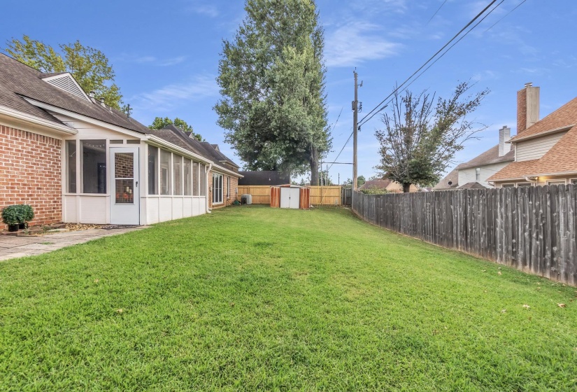 9002 BRENT LN, Memphis, Tennessee 38016, 4 Bedroom Bedrooms, 9 Room Rooms,3 BathroomBathrooms,Residential,For Sale,BRENT,0,10229045