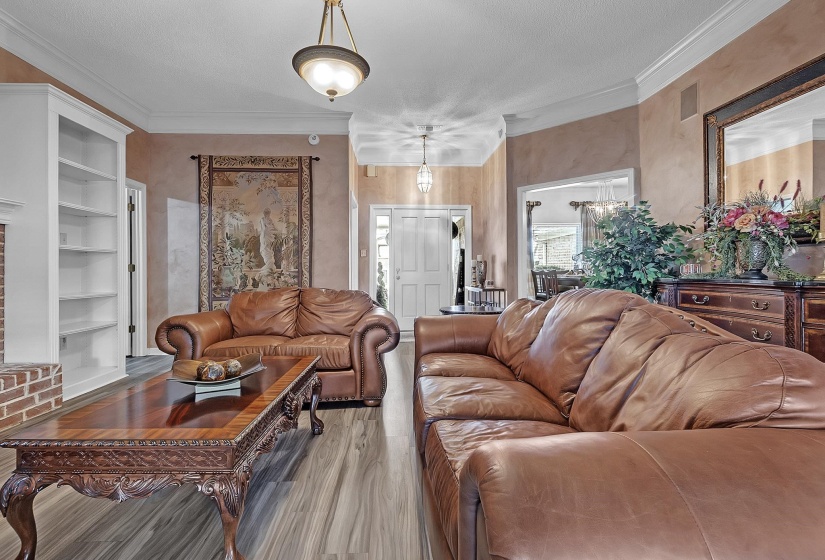 9002 BRENT LN, Memphis, Tennessee 38016, 4 Bedroom Bedrooms, 9 Room Rooms,3 BathroomBathrooms,Residential,For Sale,BRENT,0,10229045