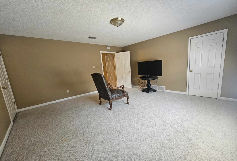 1218 CORDOVA GREEN DR, Cordova, Tennessee 38018, 3 Bedroom Bedrooms, 8 Room Rooms,2.1 BathroomBathrooms,Residential,For Sale,CORDOVA GREEN,0,10229048