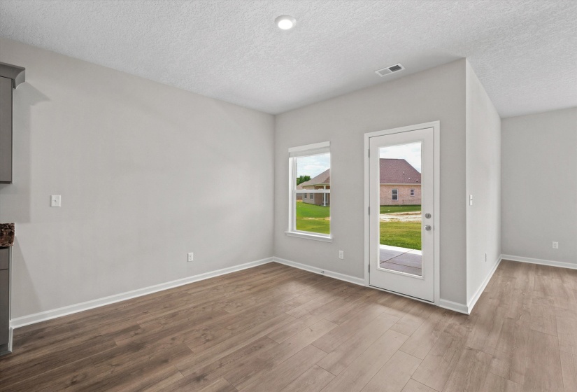 320 WINDEMERE LOOP, Oakland, Tennessee 38060, 4 Bedroom Bedrooms, 4 Room Rooms,2 BathroomBathrooms,Rental Properties,For Sale,WINDEMERE,0,10229066