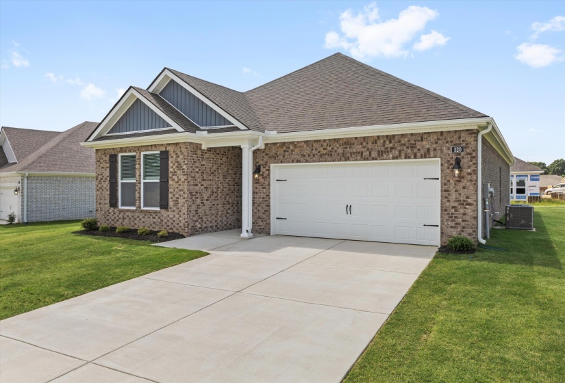 320 WINDEMERE LOOP, Oakland, Tennessee 38060, 4 Bedroom Bedrooms, 4 Room Rooms,2 BathroomBathrooms,Rental Properties,For Sale,WINDEMERE,0,10229066