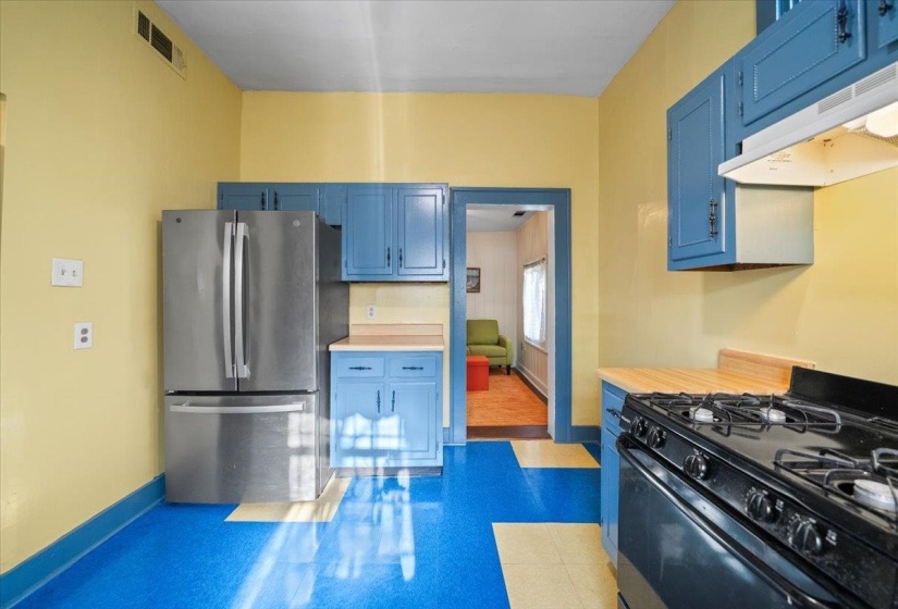 885 COX ST, Memphis, Tennessee 38104, 2 Bedroom Bedrooms, 5 Room Rooms,1 BathroomBathrooms,Residential,For Sale,COX,0,10219474