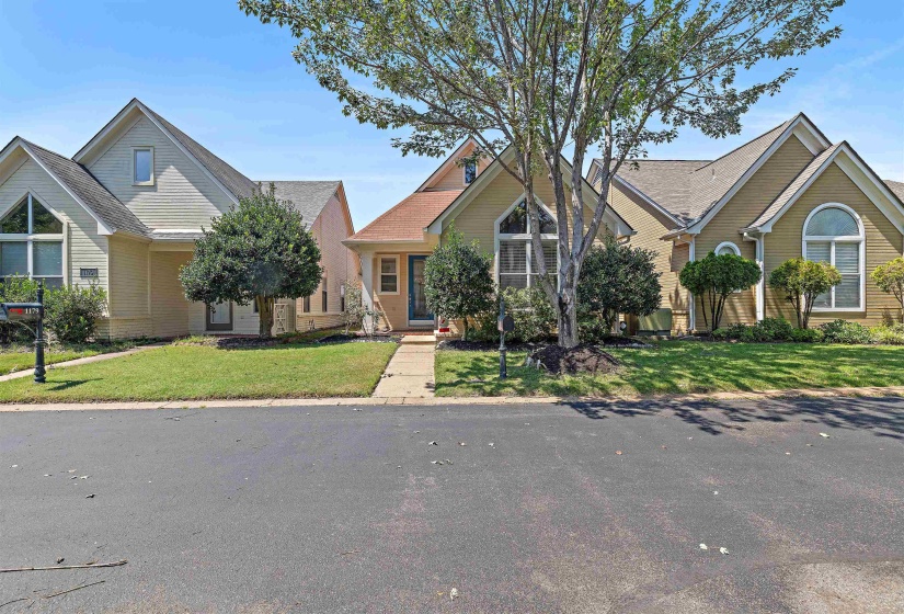 1183 HARBOR RIVER DR, Memphis, Tennessee 38103, 3 Bedroom Bedrooms, 5 Room Rooms,2 BathroomBathrooms,Residential,For Sale,HARBOR RIVER,0,10229054