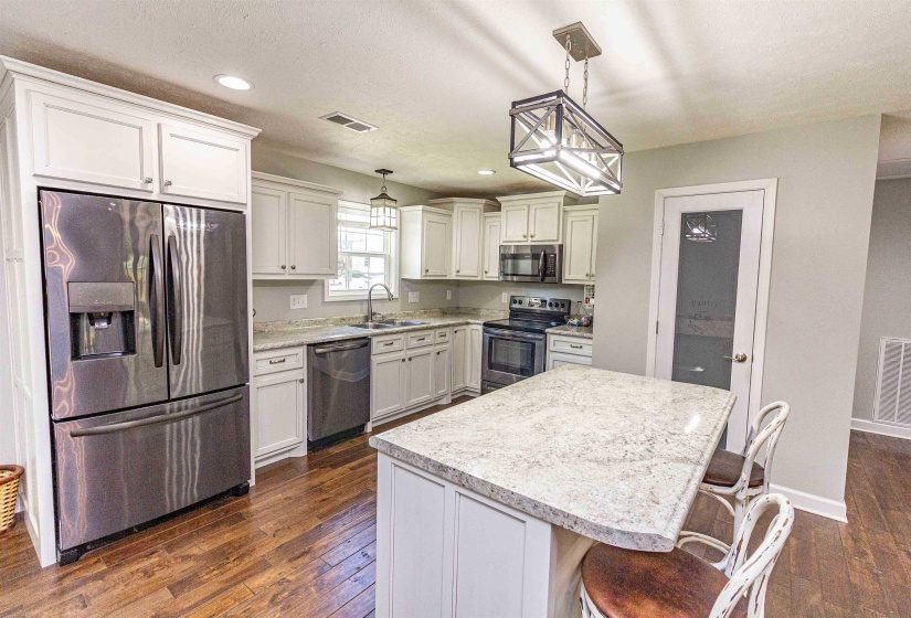 130 AMELIA BRIANN DR, Selmer, Tennessee 38375, 3 Bedroom Bedrooms, 8 Room Rooms,2 BathroomBathrooms,Residential,For Sale,AMELIA BRIANN,0,10229055