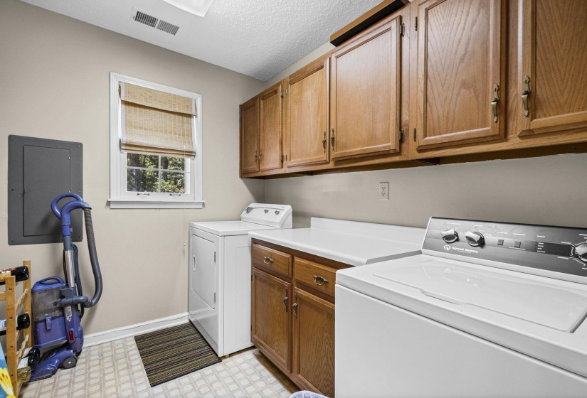 878 CONCORDIA CV, Collierville, Tennessee 38017, 4 Bedroom Bedrooms, 8 Room Rooms,2.1 BathroomBathrooms,Residential,For Sale,CONCORDIA,0,10229062