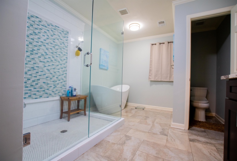 5701 ASHLEY SQ, Memphis, Tennessee 38120, 3 Bedroom Bedrooms, 7 Room Rooms,2.1 BathroomBathrooms,Residential,For Sale,ASHLEY,0,10229072