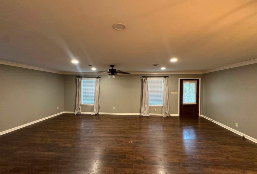 1498 GARLAND DR, Covington, Tennessee 38019, 3 Bedroom Bedrooms, 6 Room Rooms,2 BathroomBathrooms,Rental Properties,For Sale,GARLAND,0,10229082