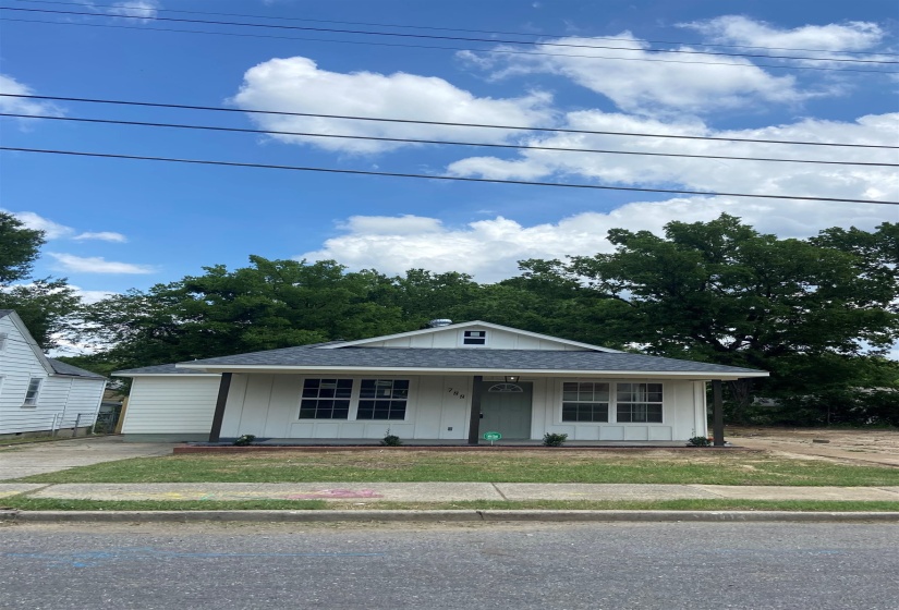 788 MERTON ST, Memphis, Tennessee 38112, 2 Bedroom Bedrooms, 6 Room Rooms,2 BathroomBathrooms,Rental Properties,For Sale,MERTON,0,10229085