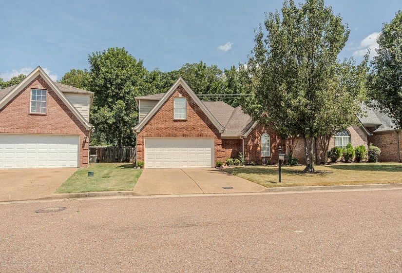 9716 TUCKER CREEK CV, Cordova, Tennessee 38018, 4 Bedroom Bedrooms, 6 Room Rooms,2 BathroomBathrooms,Rental Properties,For Sale,TUCKER CREEK,0,10229094