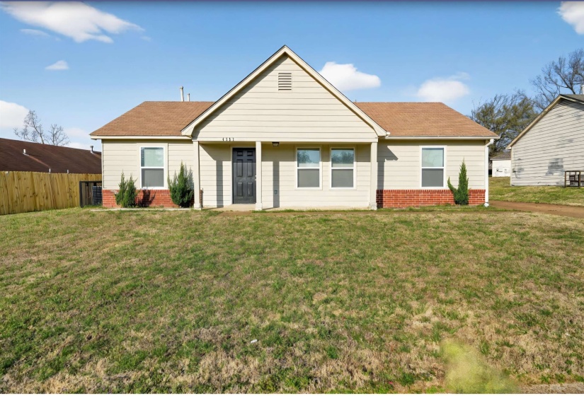 4393 BISHOP HILLS DR, Memphis, Tennessee 38128, 3 Bedroom Bedrooms, 6 Room Rooms,2 BathroomBathrooms,Rental Properties,For Sale,BISHOP HILLS,0,10229102