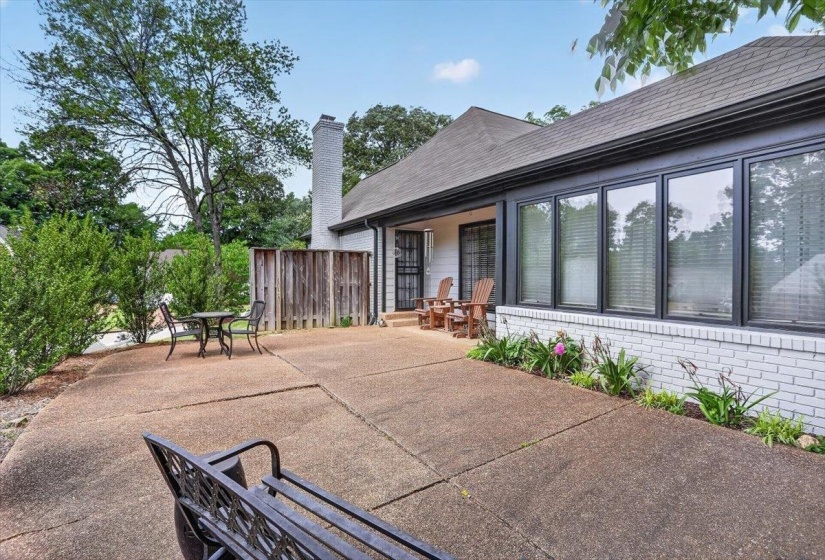 1496 TEAL WING LN, Memphis, Tennessee 38016, 3 Bedroom Bedrooms, 8 Room Rooms,2 BathroomBathrooms,Residential,For Sale,TEAL WING,0,10220317