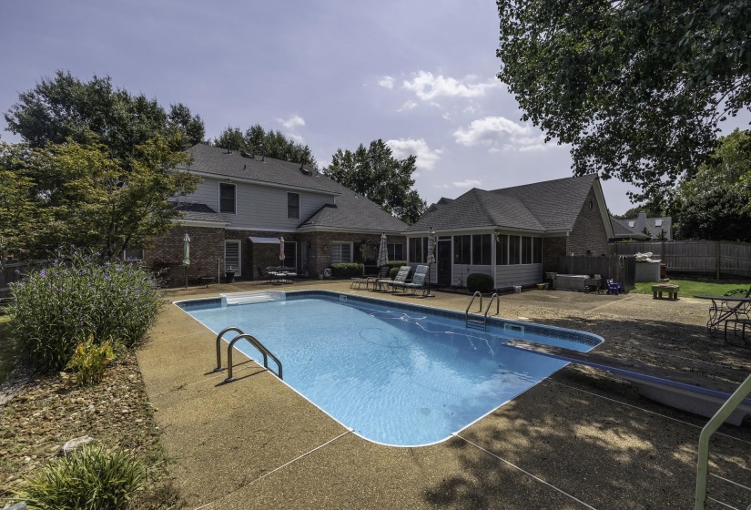 1607 STANHOPE CV, Collierville, Tennessee 38017, 4 Bedroom Bedrooms, 8 Room Rooms,2.1 BathroomBathrooms,Residential,For Sale,STANHOPE,0,10229101